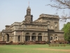 800px-University_of_Pune_-Main_Building_1